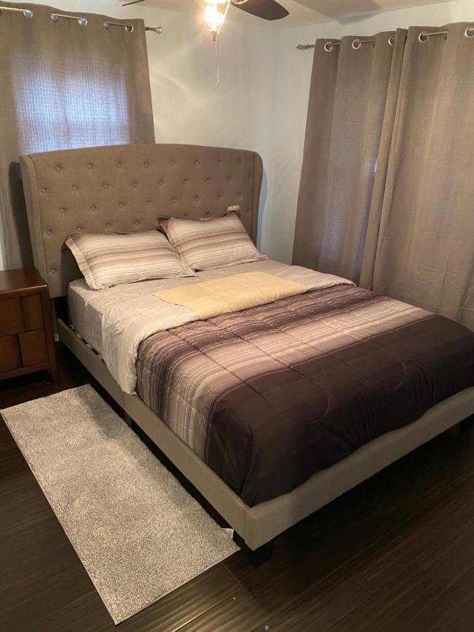 Windsor Airport Room Accommodation Exterior foto