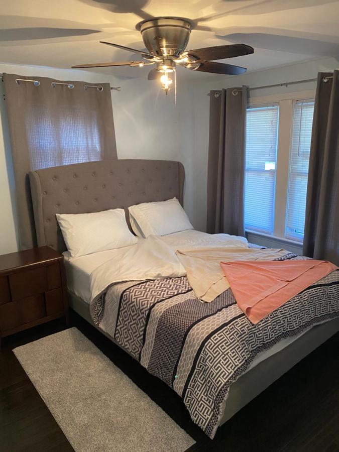 Windsor Airport Room Accommodation Exterior foto